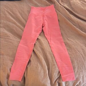 Beyond Yoga pink leggings